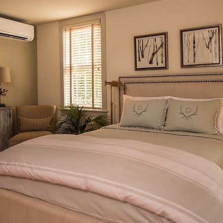 Deer Brook Inn Вудсток Экстерьер фото